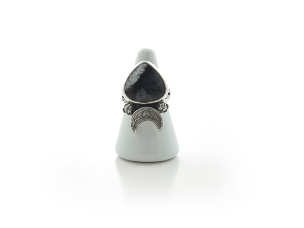 Dendritic Agate moon ring
