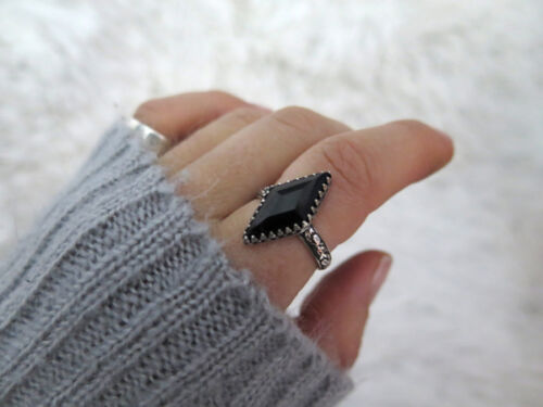 Diamond black Spinel ring