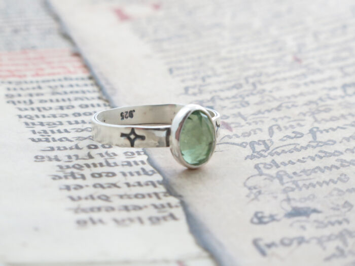 green Tourmaline stars ring